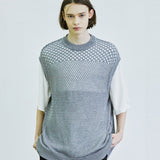グラデーションパンチングニットベスト/gradation punching knit vest grey