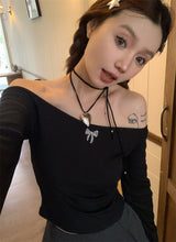 リボンオフショルダーバックレス長袖Tシャツ