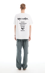スローガンTシャツ