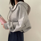 エンブロイダリー２wayフーディジップアップ