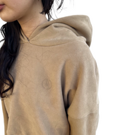 エンボスクロップドフーディー/Emboss Cropped Hoodie-BEIGE