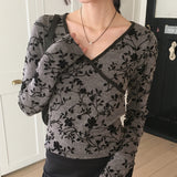 Zlin ペイズリーベルベットフラワーラップ長袖Tシャツ