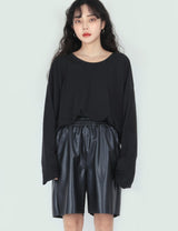 オーバーサイズフィットUネックロングスリーブTシャツ / Oversized Fit U-Neck Long-Sleeved T-Shirt