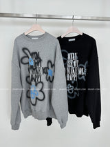 [UNISEX] ウールナッピングフラワーオーバーサイズフィットスウェットシャツ