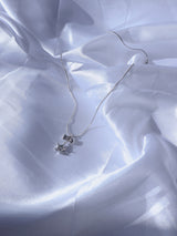 Ribbon Star Necklace
