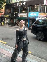 grunge washing off-shoulder crop two-way zip-up