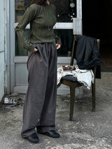 Minimal wide banding slacks