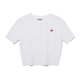 スモールチェリーケーブルクロップ丈のショットスリーブニット／SMALL CHERRY CABLE CROP SHORT SLEEVE KNIT [WHITE]