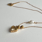 レタリングハートフレッシュウォーターパールボールゲストネックレス / loys Lettering Heart Fresh Water Pearl Ball Guest Necklace