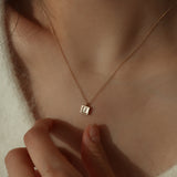 14K ゴールドイニシャルネックレス
