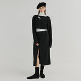 ツーボタンスリットロングスカート / TWO-TUCK BUTTON SLIT LONG SKIRT (Black)