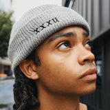 シグネチャーレタリングビーニー /SIGNATURE LETTERING BEANIE-GRAY