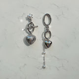 ハートアンドチェーンピアス / Heart and Chain Piercing - Silver Color