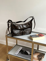 Unbarred two-pocket vintage washed leather shoulder bag