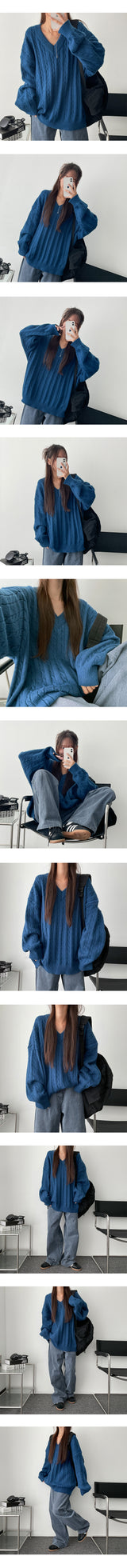 Litdum Soft Super Boxy Twisted V-neck Knitwear