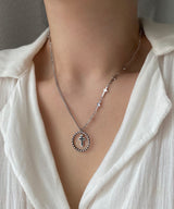 コインブラッククロス2ウェイネックレス/ky Coin Black Cross Two Way Necklace