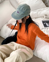 Rolpe Twisted Cable Round Crop Long-Sleeved Knit