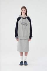 レタリンググラフィックチェリーフーディー／LATTERING GRAPHIC CHERRY HOODIE [MELANGE GRAY]