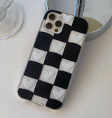 チェスブラックハートフォーンケース / Chess Black Heart Phone Case