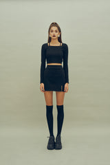 スクエアネックストラップクロップドトップス /  HIDE Strap Top (4606072160374)
