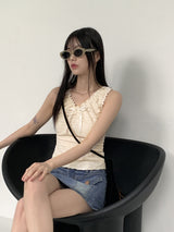 ワティラブリーシャーリングプリーツリボンVネックノースリーブ / Wati Lovely Shirring Pleated Ribbon V-Neck Sleeveless Sleeveless