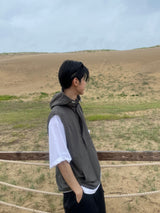 Track anorak vest