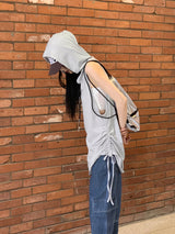スクエアサイドストリングロングフードノースリーブシャツ / square side string long hooded sleeveless shirt