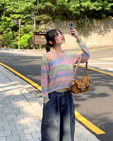 Kerner V-neck rainbow gradation punching long-sleeve knitwear