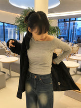 ファニーダイアグナルスリムオフショルダーTシャツ