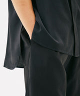 ONE POCKET MINIMAL COLLAR OVERFIT SHIRT (BLACK) (6585497387126)