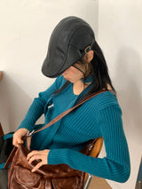 Unbarred two-pocket vintage washed leather shoulder bag