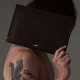 クロコダイルエンボクラッチ/CROCODILE EMBO CLUTCH-BLACK