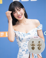  Vintage Gold Heart Earring (Red Velvet Joy, STAYC Sieun Earring)