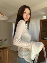 Belua off-shoulder long-sleeved tee