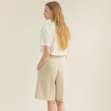 ツーボタンワンタックベルミューダパンツ / Two-Button One Tuck Bermuda Pants (Ivory)
