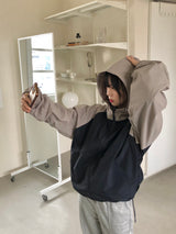 Stormy windbreaker