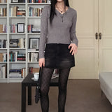 Zsi slim twist V-neck long sleeve knit
