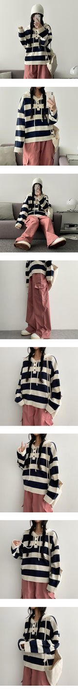 Roneck button stripe hooded knitwear