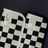 オンザテーブルペンケース (チェッカーボード) / On the table pen case (checkerboard)