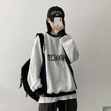 リーシュカラードスウェットシャツ / Leash Colored Sweatshirt