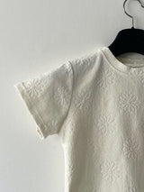 Flower daisy cropped t