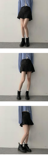 ディーポンスリットプリーツミニスカート / Deepong Slit Pleated Mini Skirt