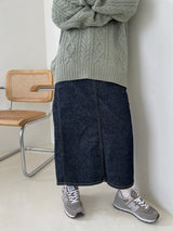 Modest indigo denim skirt