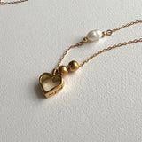 レタリングハートフレッシュウォーターパールボールゲストネックレス / loys Lettering Heart Fresh Water Pearl Ball Guest Necklace