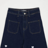 ワイドフィットハートシェープ刺繡ジーンズ/WIDE FIT HEART SHAPE EMBROIDERY JEAN [6887]