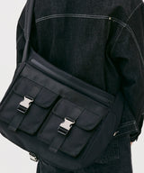 METAL TWO BUCKLE MESSENGER BAG (BLACK) (6586499661942)
