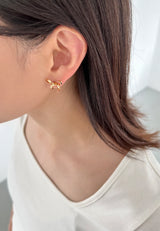 リボンタイピアス