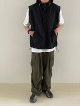 Track anorak vest