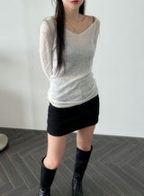 vネックtシャツ