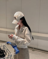 カラーハーフジップアップセミクロップエンブロイダードスウェットシャツ